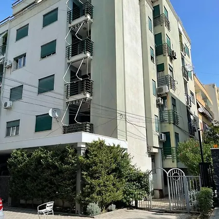 The Warm House Durrës