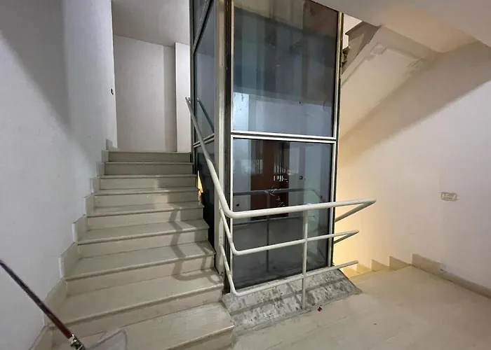 The Warm House * Durres